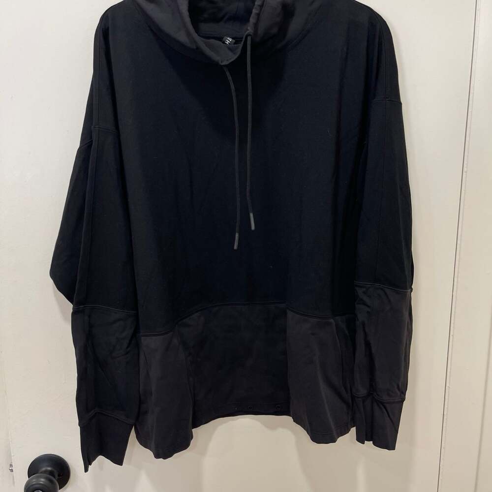 Athleta Hermosa mock neck sweatshirt